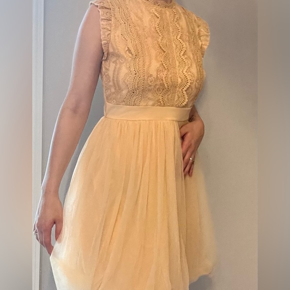 Blush coloured dress - Picture 1 of 4